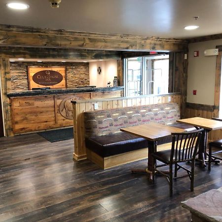 Clubhouse Inn West Yellowstone Bagian luar foto